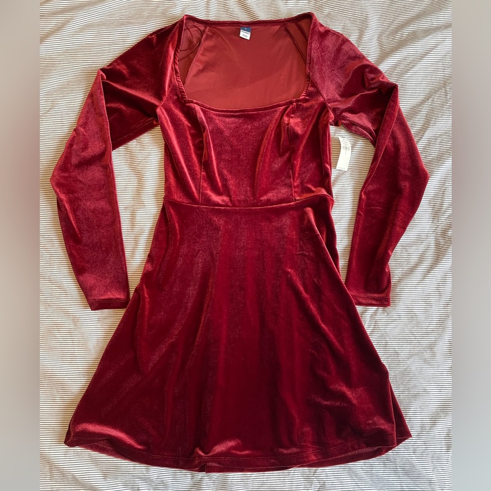 Old Fit & Flare Velvet Mini Dress